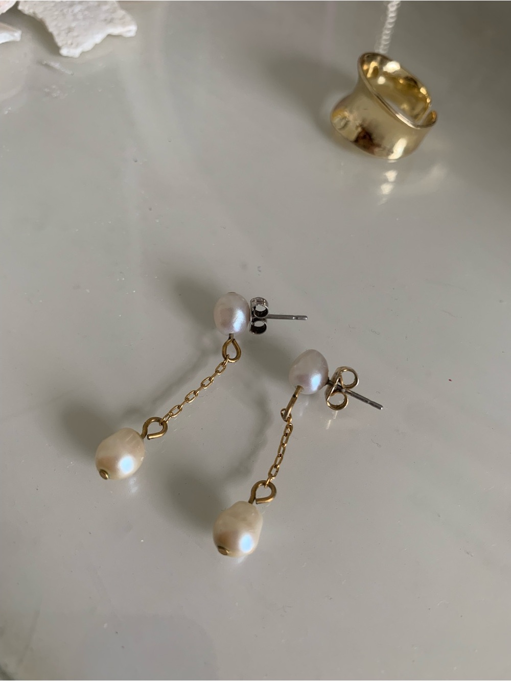 Gold Pearl Drop Chain Earrings - Elegant White Pearl Dangles And the ring - Picture 3 of 3